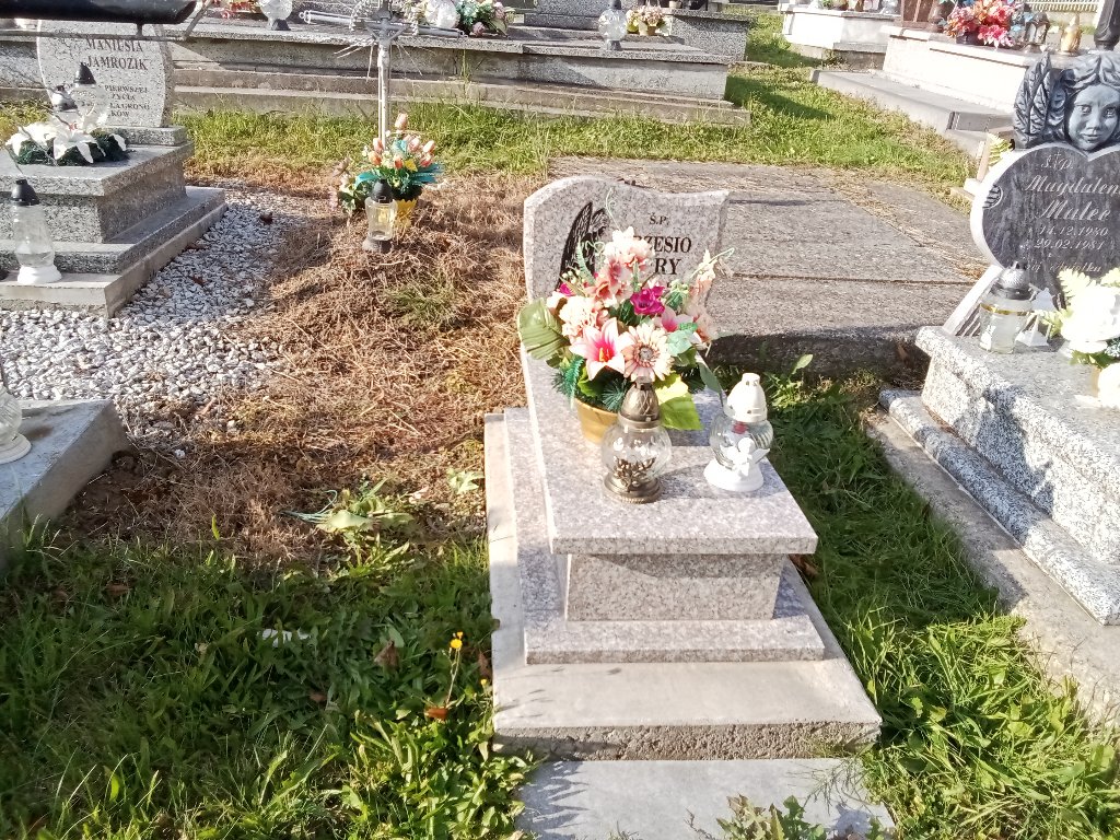 Grób Grzegorz Bury