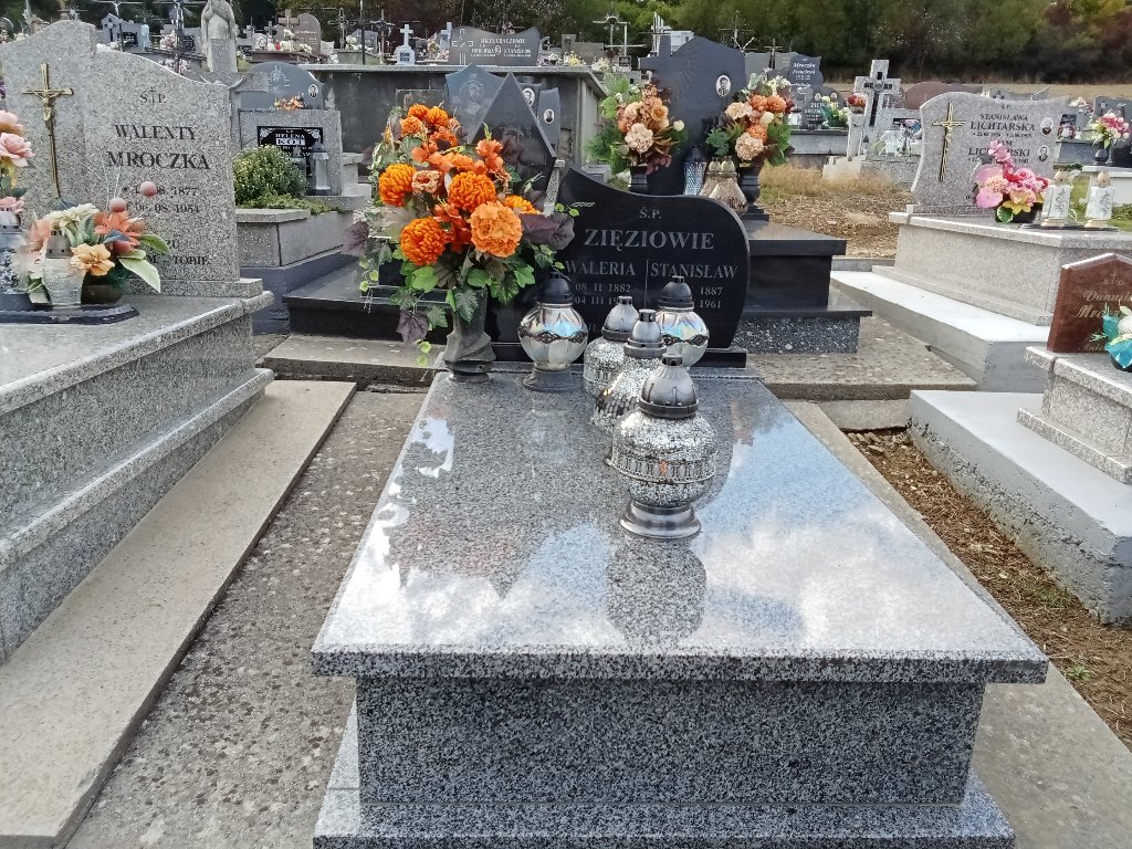 Grób Waleria Zięzia