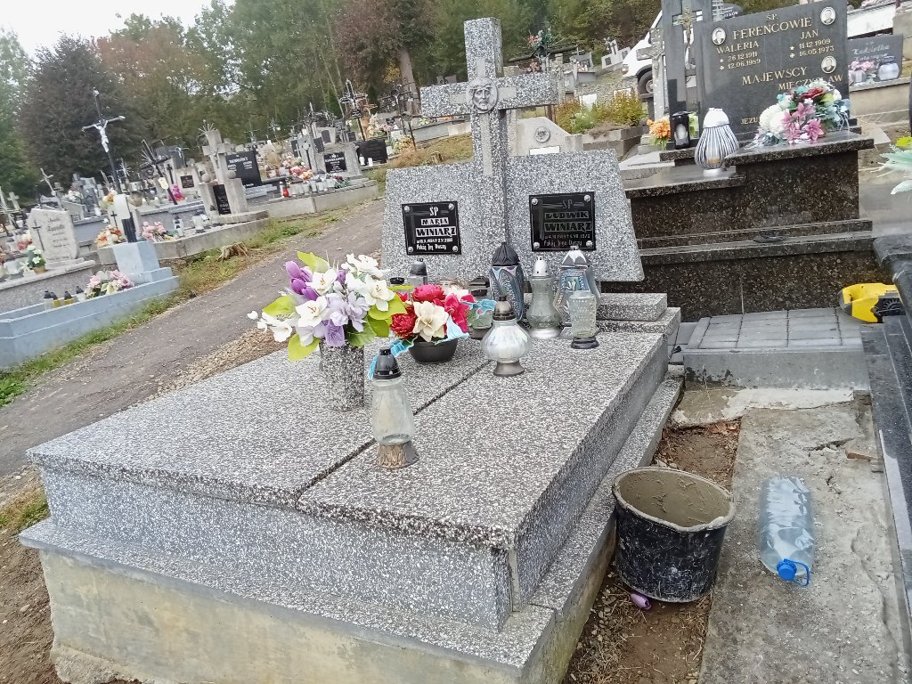 Grób Ludwik Winiarz