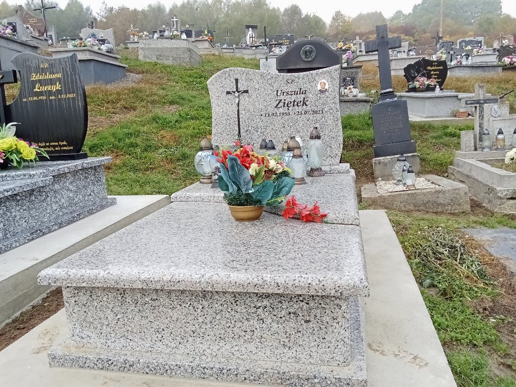 Grób Urszula Ziętek
